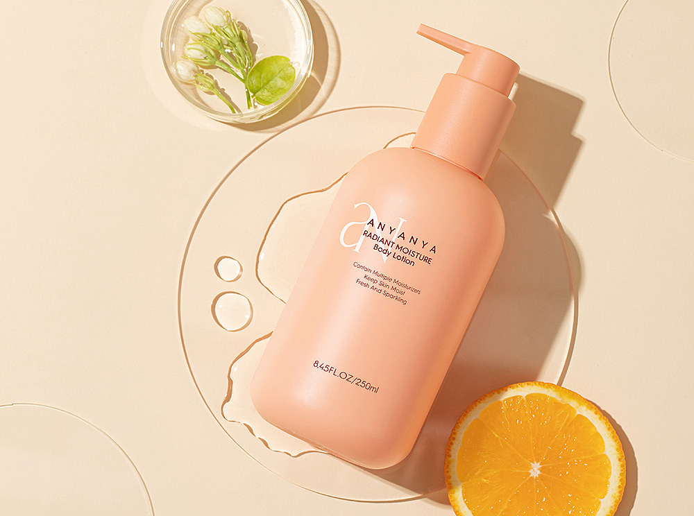 Dior“羽衣霓裳”杠上花西子，國際大牌也想做“中國風(fēng)”